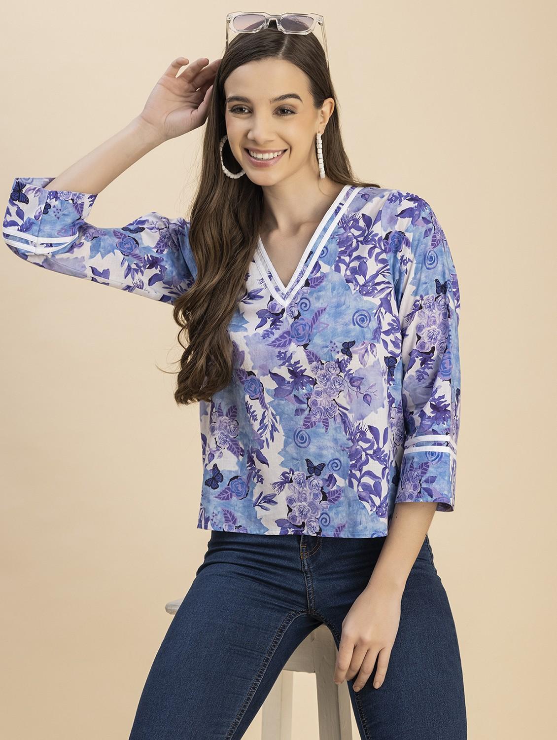 light blue printed regular top - 20817981 - Standard Image - 3