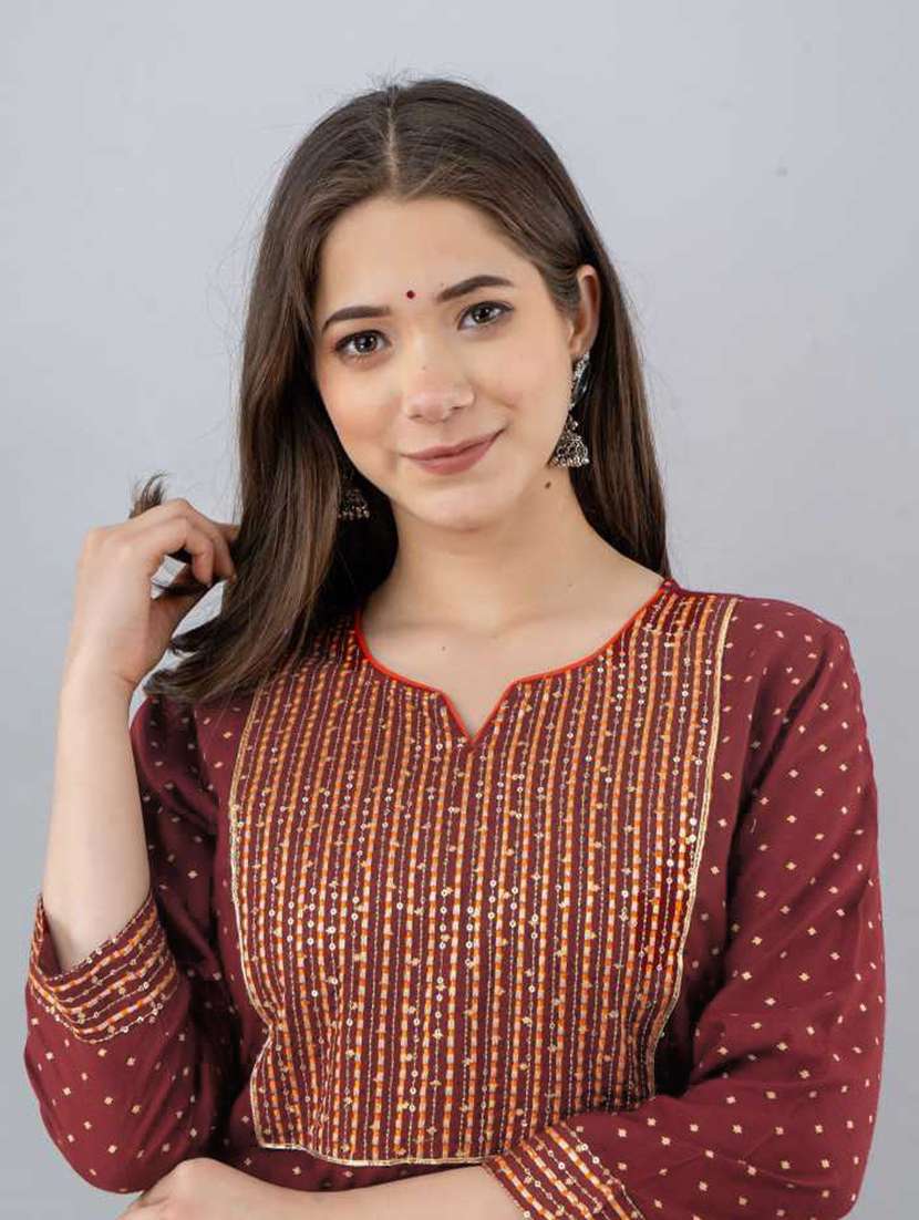 women maroon notch neck straight kurta - 20821101 - Standard Image - 3