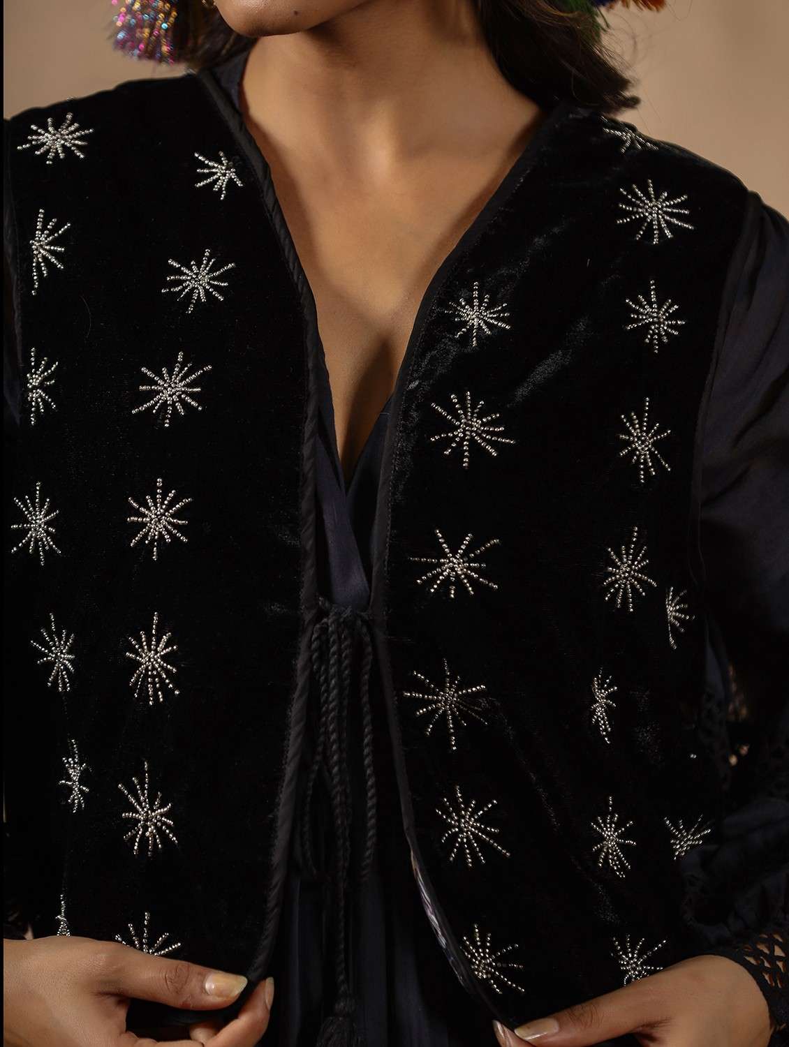 Women Sleeveless Embellished Ethnic Jackets - 20825199 -  Standard Image - 5