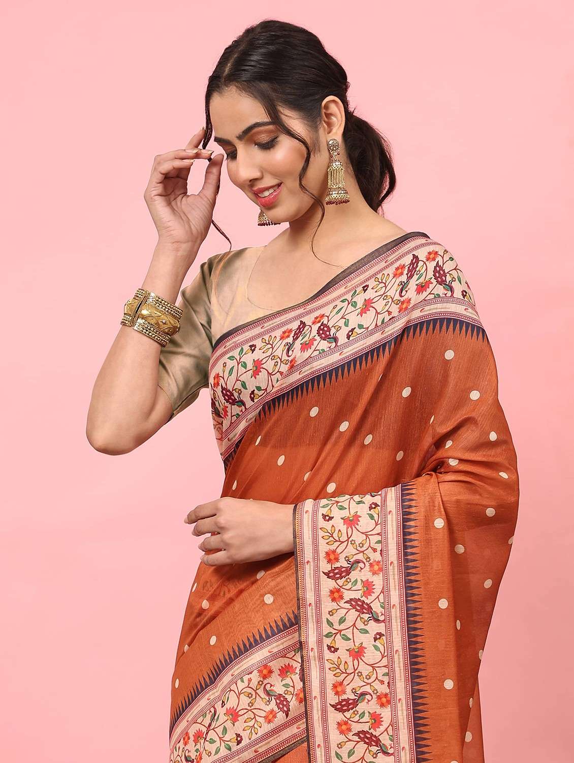 women orange self design paithani saree with blouse - 20827708 -  Standard Image - 3