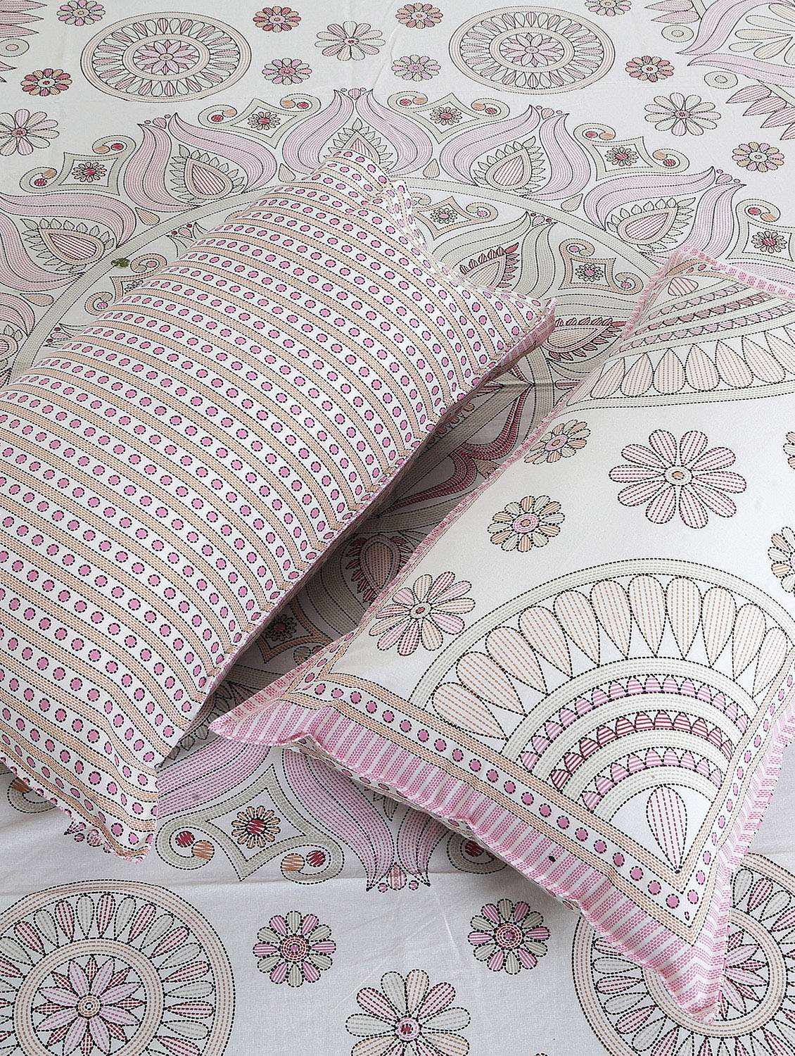 texstylers cotton printed kantha pattern traditional jaipuri queen size bedsheet with 2 pillow covers - 20829804 -  Standard Image - 3