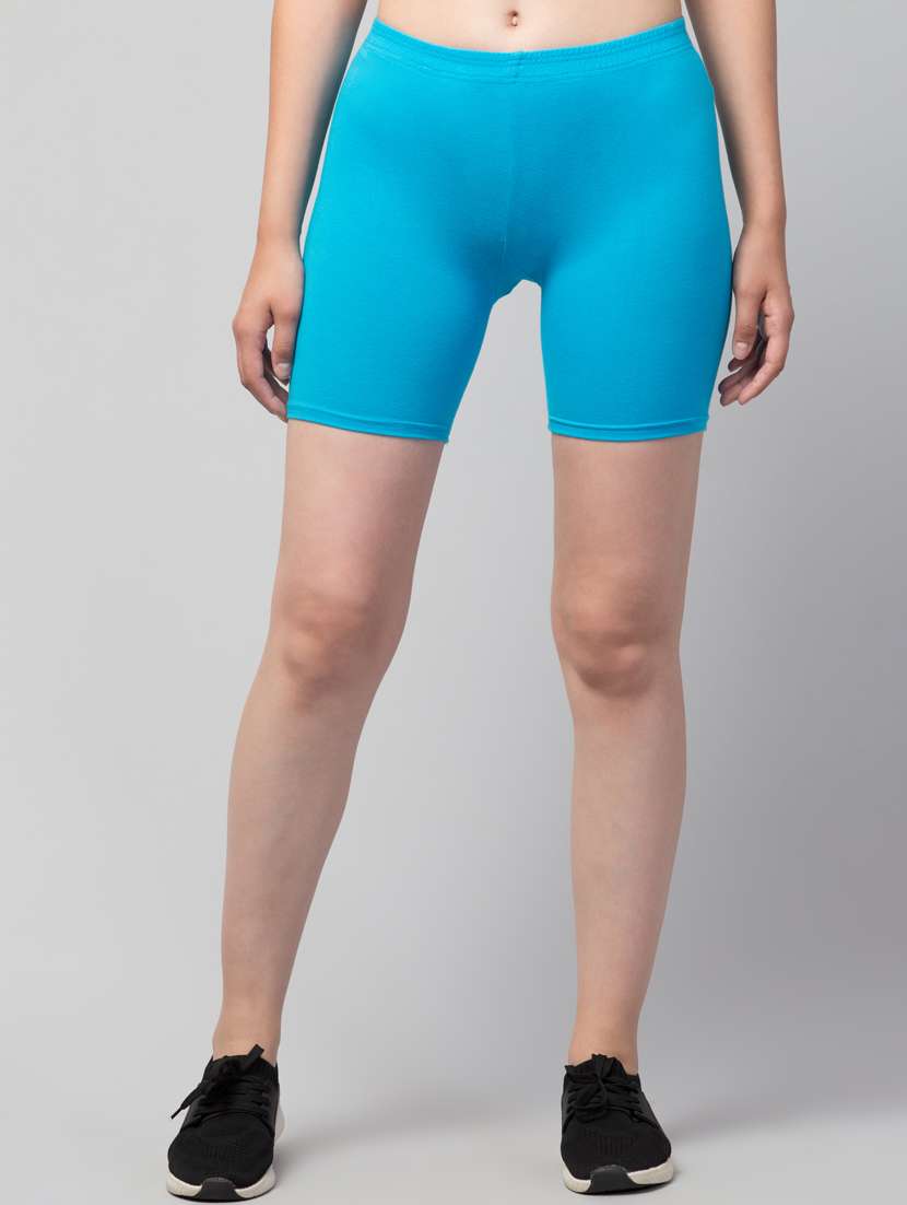 women's solid mid rise active wear shorts - 20830078 - Zoom Image - 0