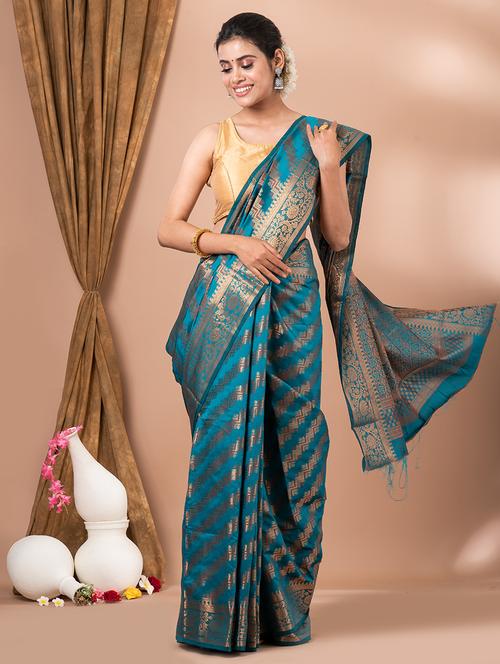 women green self design kanjivaram saree with blouse - 20830541 - Standard Image - 0