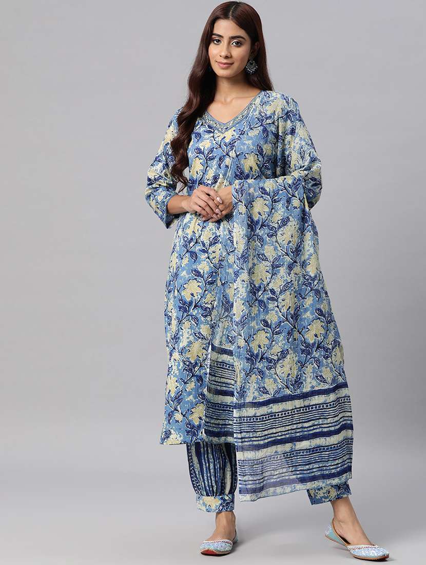 women three quarter sleeve kurta salwar set