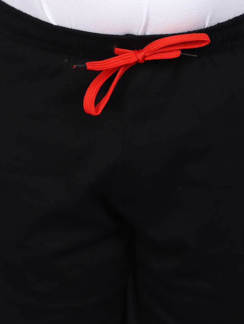 black side taped three fourth  - 20831439 -  Standard Image - 5