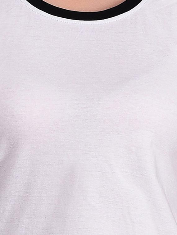 women solid round neck t-shirt - 20842140 - Standard Image - 5