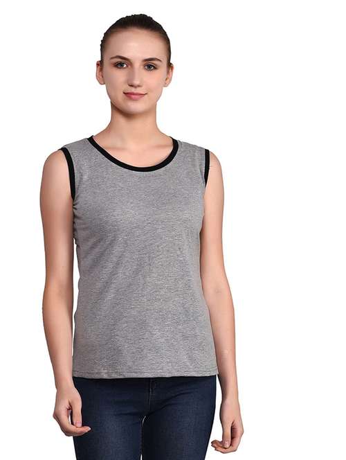 women solid round neck t-shirt - 20842147 - Standard Image - 0