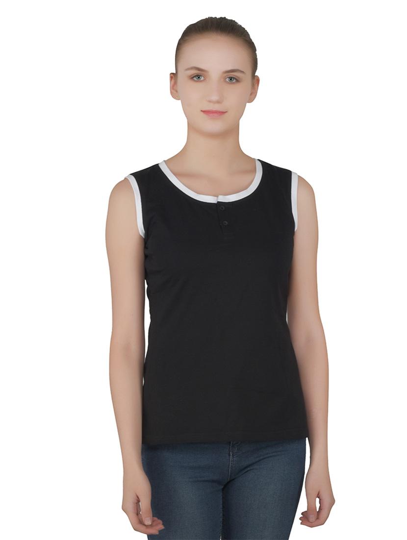 women solid round neck t-shirt - 20842258 - Zoom Image - 0