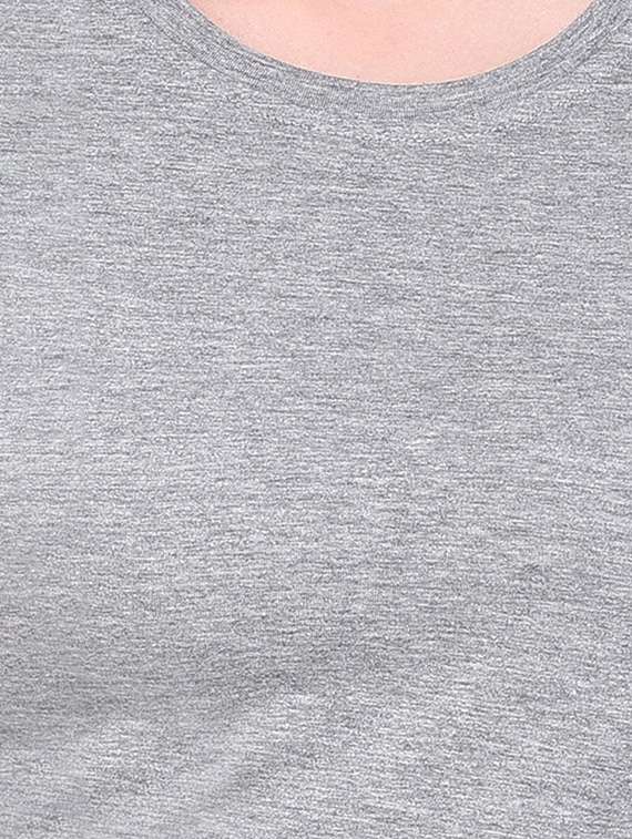 women solid round neck t-shirt - 20842276 - Standard Image - 5