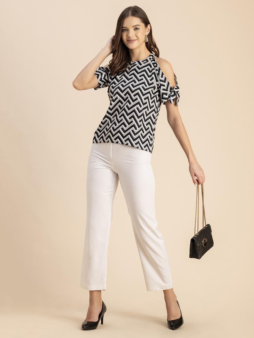 women black chevron printed regular top - 20848814 - Standard Image - 5