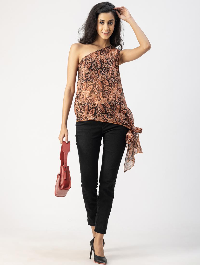 women brown paisley printed asymmetric top - 20852432 - Standard Image - 5
