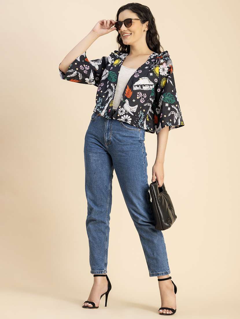 black printed detailed shrug - 20852467 -  Standard Image - 5