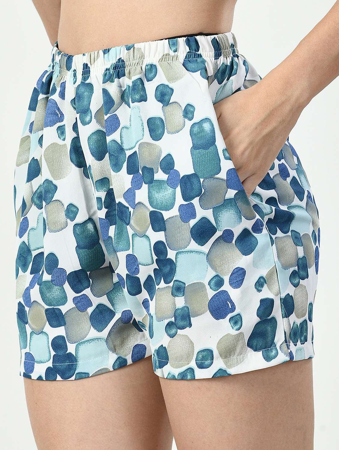 women printed shorts nightwear set - 20852769 -  Standard Image - 3