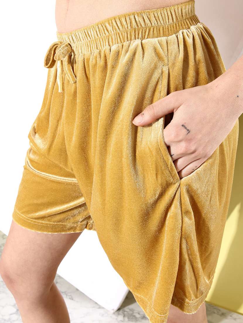 women gold solid top and shorts co-ord set - 20852903 - Standard Image - 8