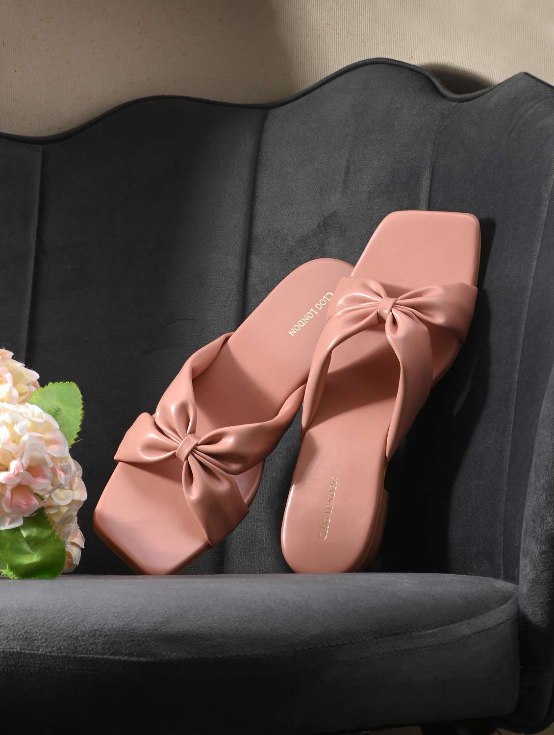 peach detailed slip on sandal