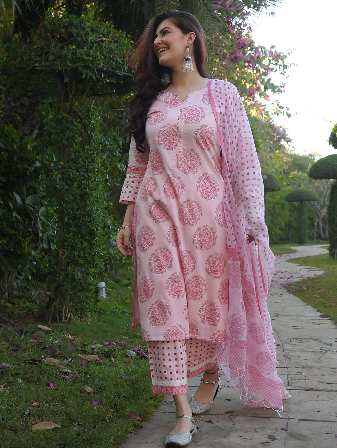 women printed three quarter sleeve kurta pant with dupatta set - 20855692 -  Standard Image - 3