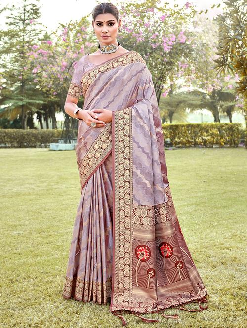 women zari work banarasi saree with blouse - 20864219 - Standard Image - 0