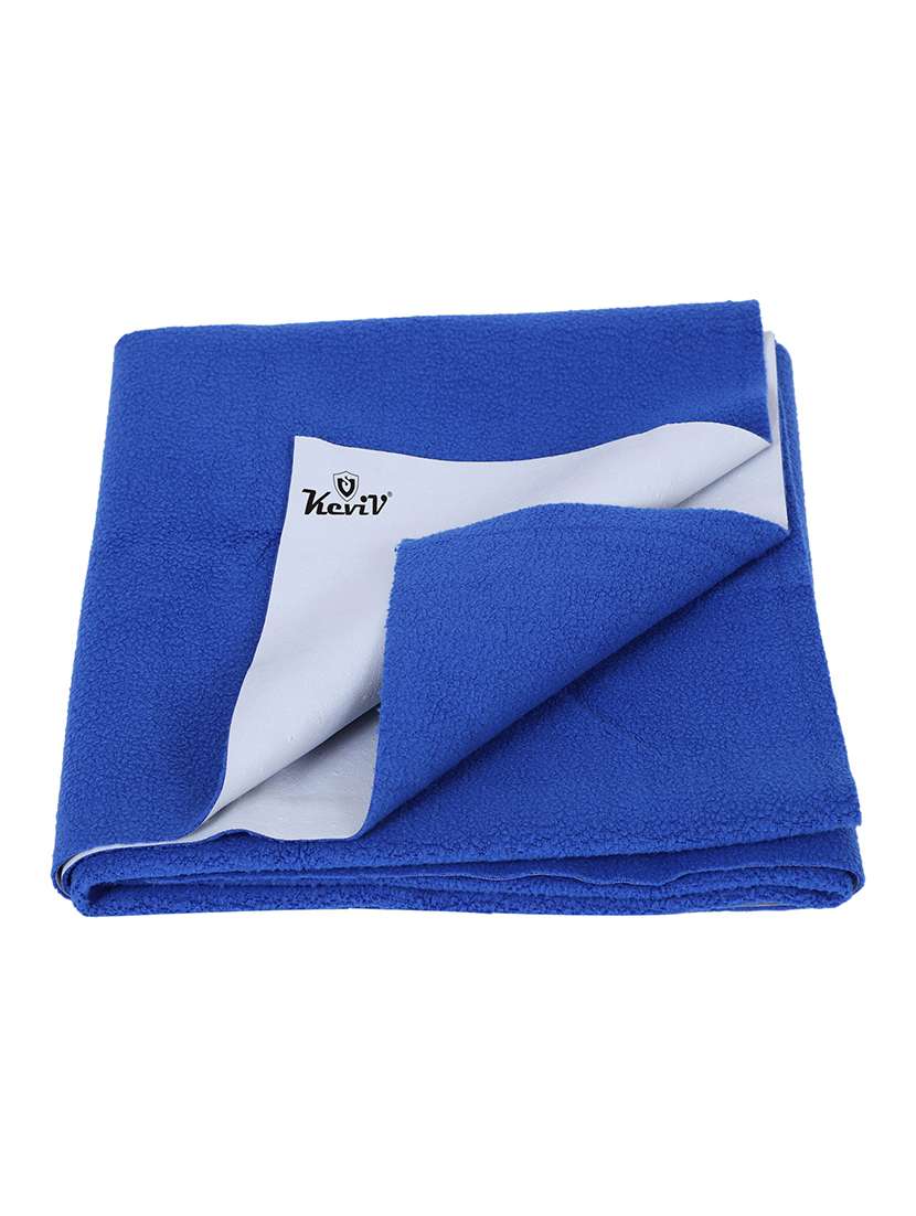 solid blue rubber mat