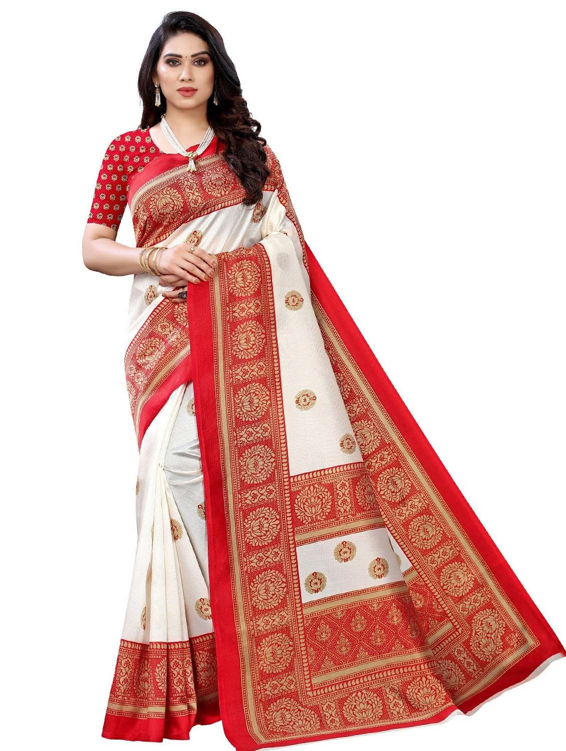 women self design bordered saree with blouse