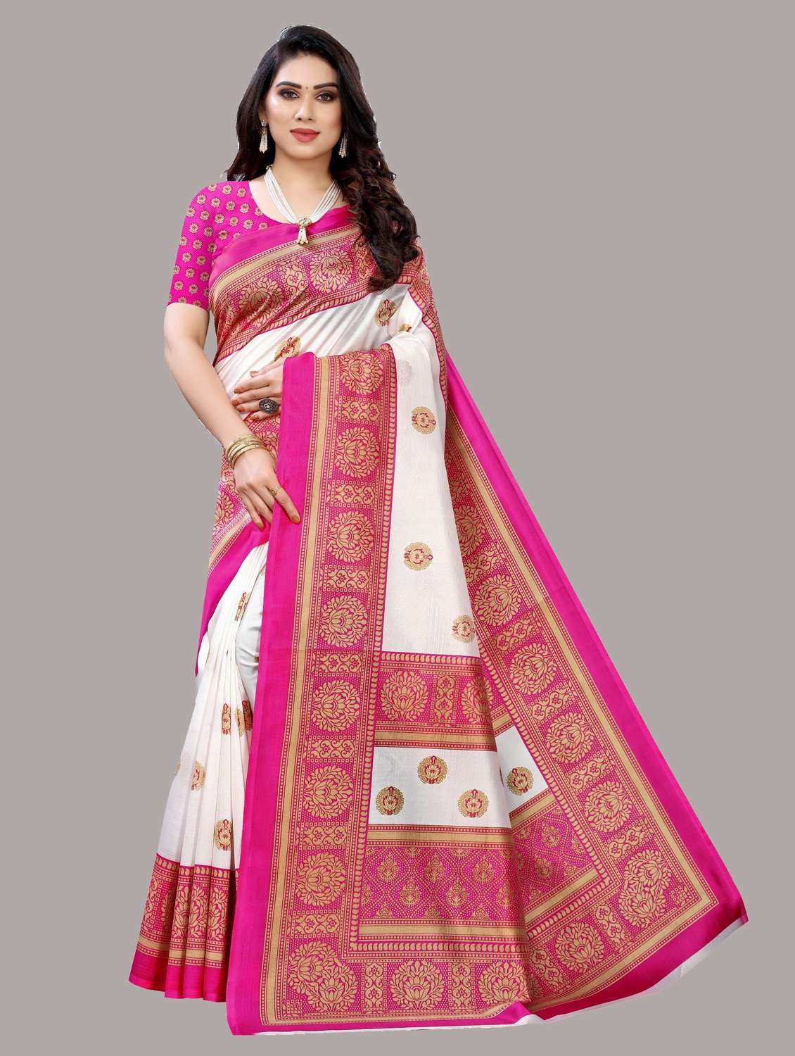 women printed bordered saree - 20873548 - Zoom Image - 0