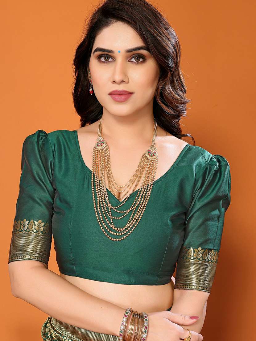green silk blend kanjivaram saree with blouse - 20874036 -  Standard Image - 3