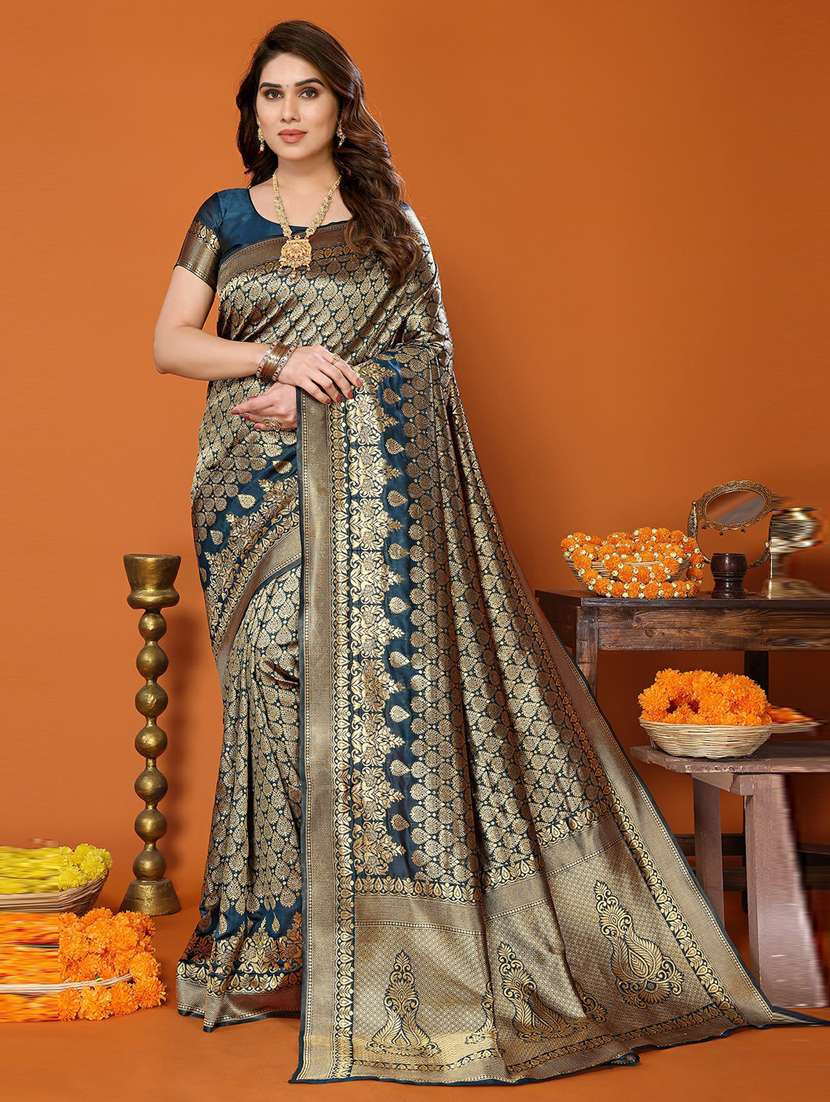 women zari kanjivaram saree with blouse