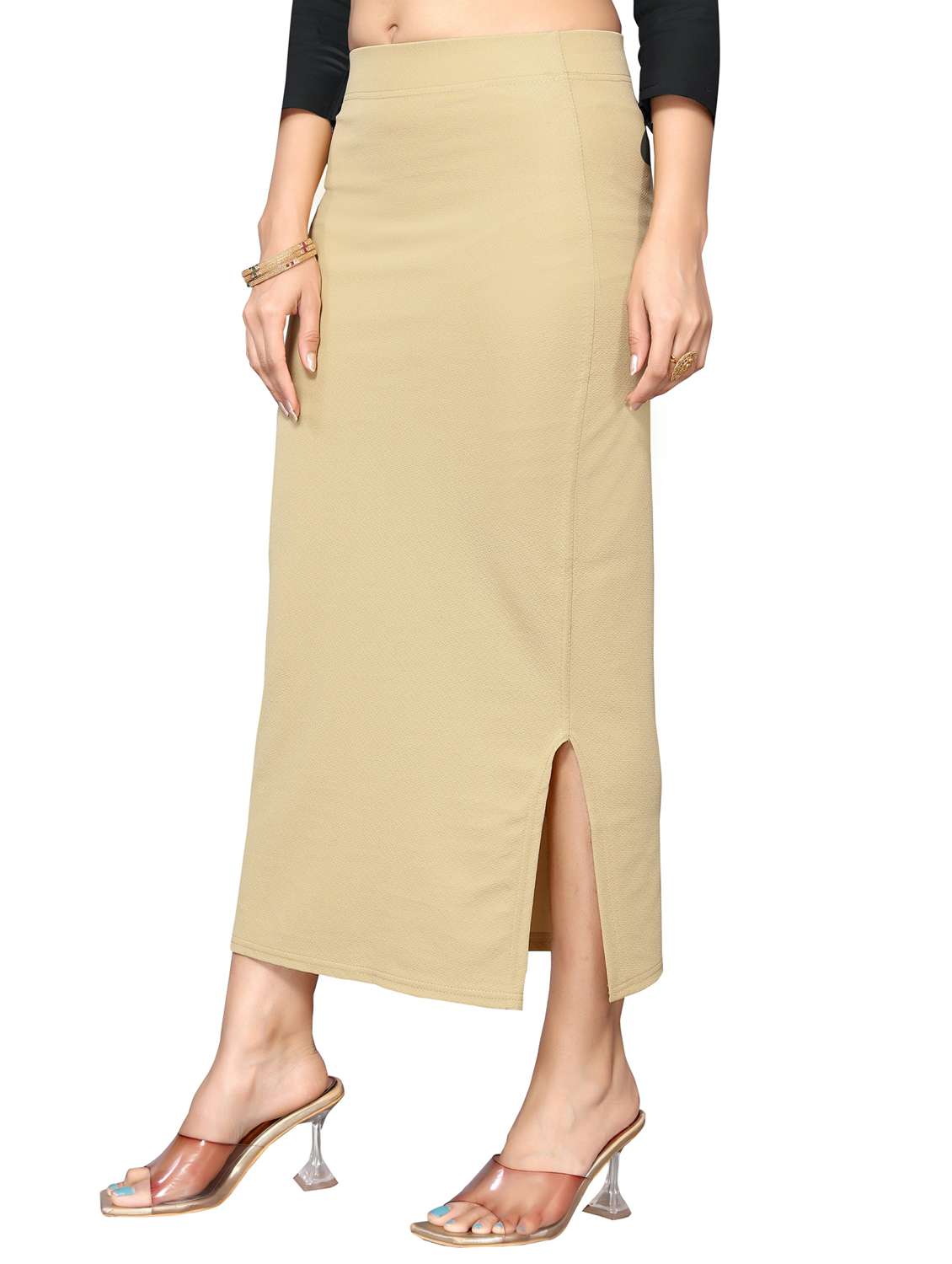women solid saree shaper