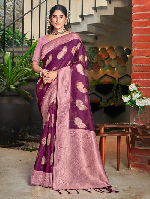 women self design bordered saree with blouse - 20881685 -  Standard Image - 0