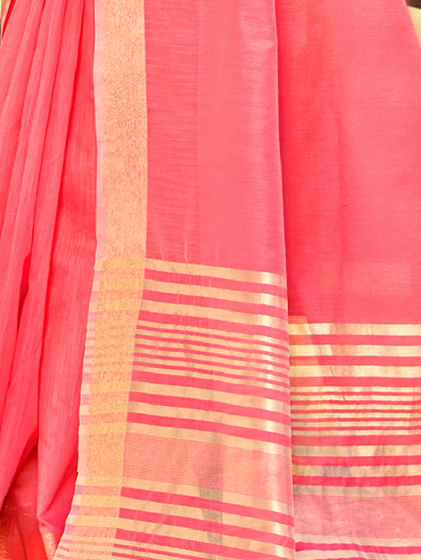 women solid with bordered saree - 20881686 - Standard Image - 3