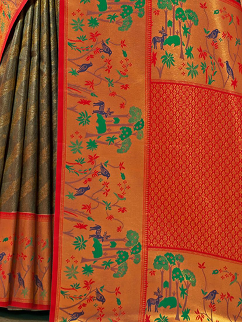 women self design paithani saree with blouse - 20881717 - Standard Image - 3