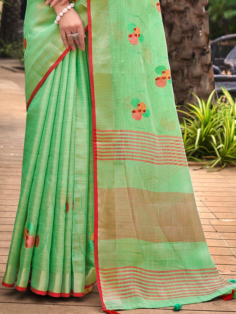 women self design handloom saree with blouse - 20884683 - Standard Image - 3