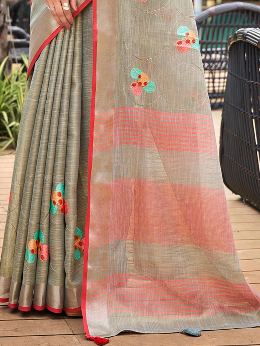 women self design handloom saree with blouse - 20884685 - Standard Image - 3
