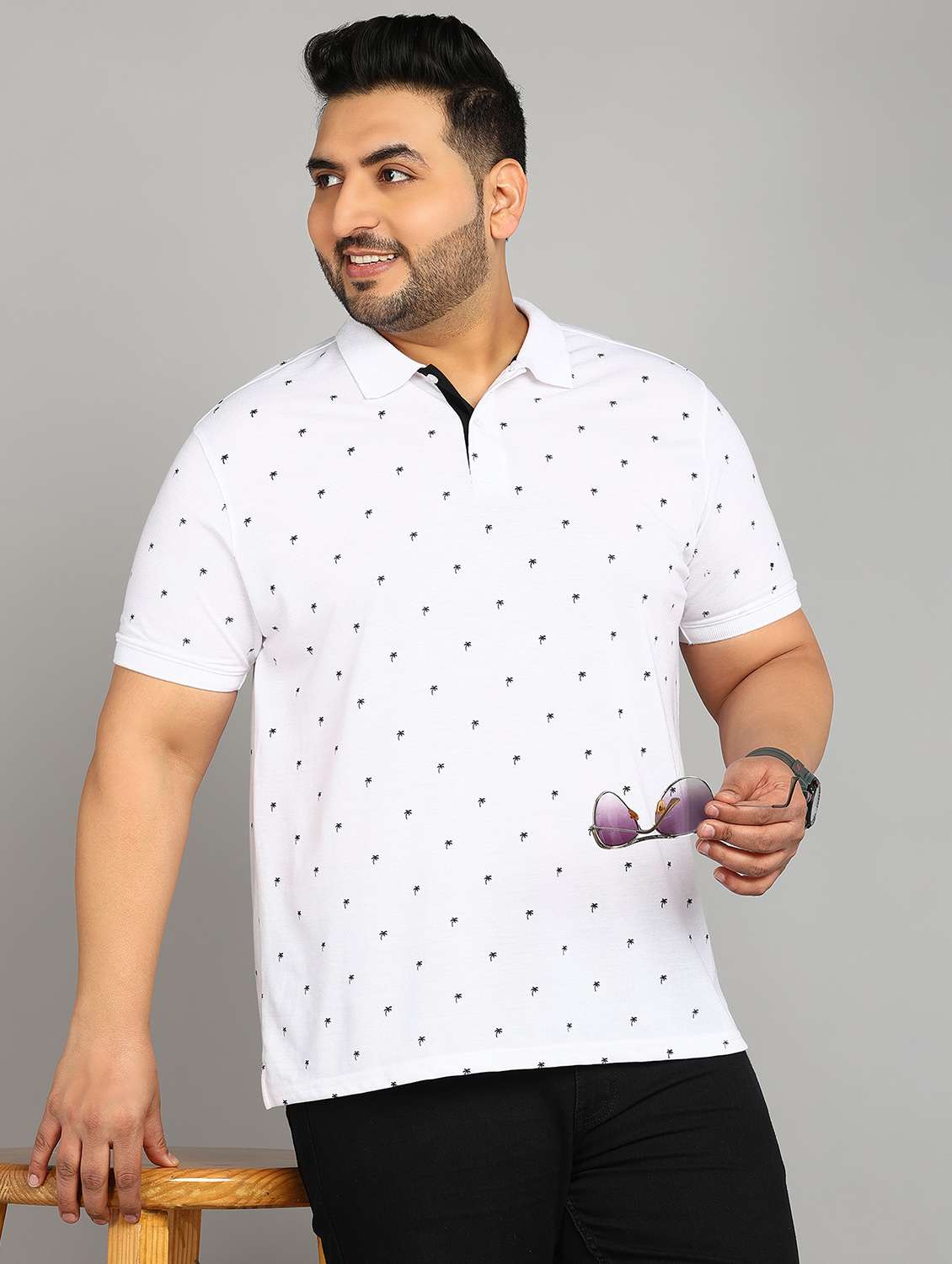 white cotton plus tshirt