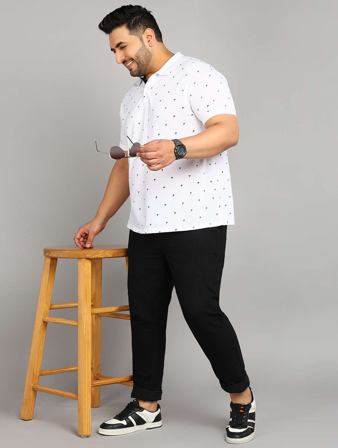 white cotton plus tshirt - 20885099 -  Standard Image - 3