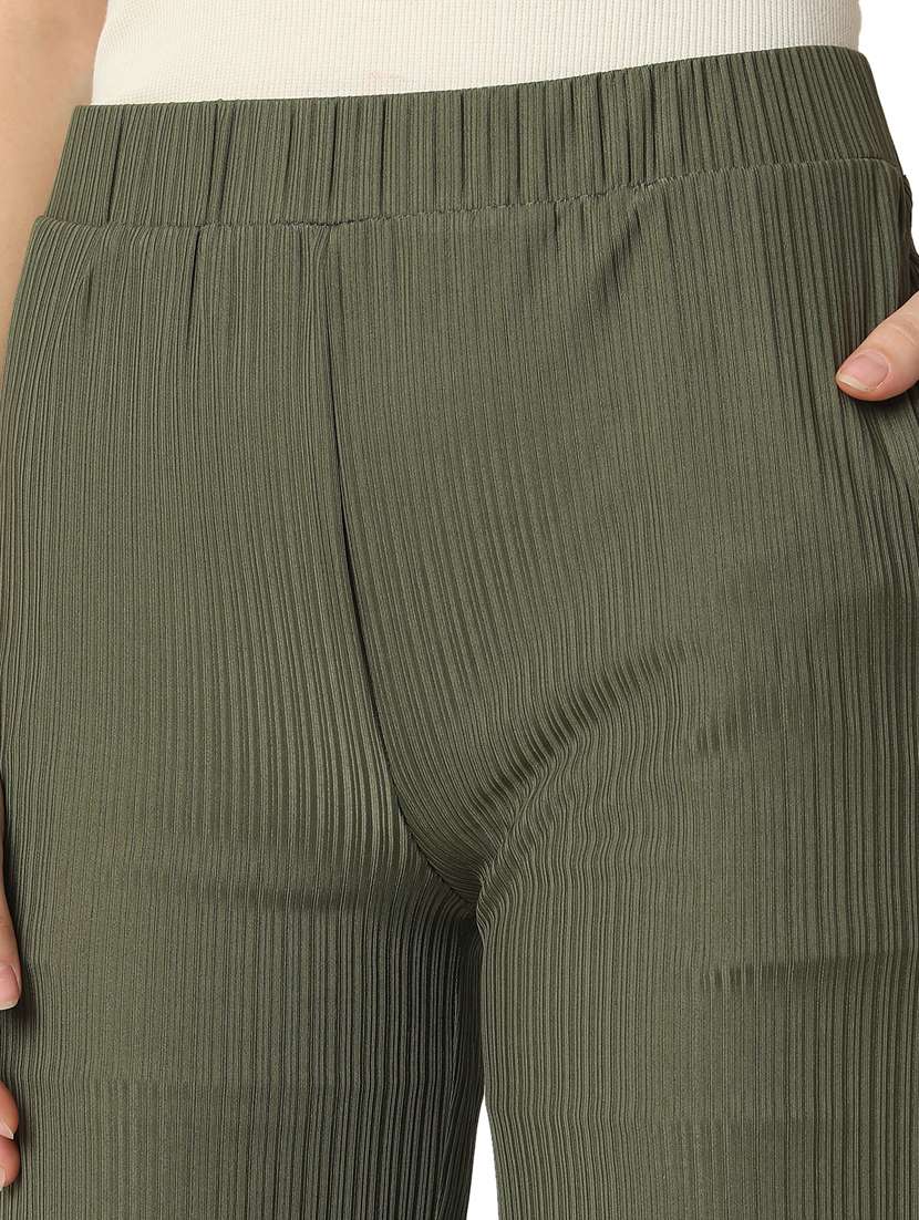women solid cotton lycra flat front trouser - 20895995 - Standard Image - 5
