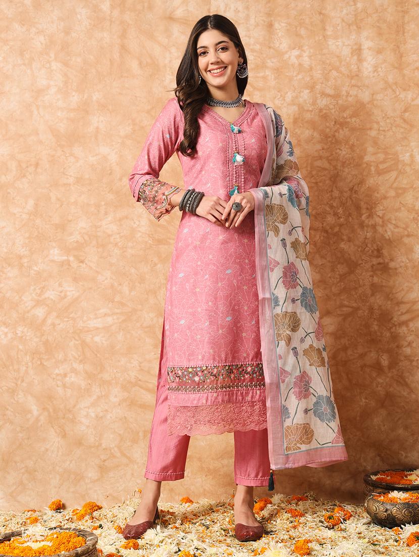 women peach v neck kurta pant set with dupatta - 20912118 -  Zoom Image - 0