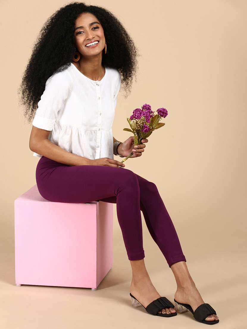 women solid calf lenght legging - 20912231 - Standard Image - 3