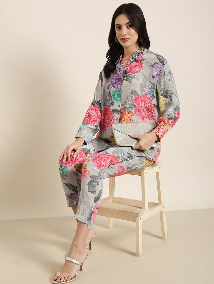 women grey floral printed shirt and trouser co-ord set - 20912328 - Standard Image - 3