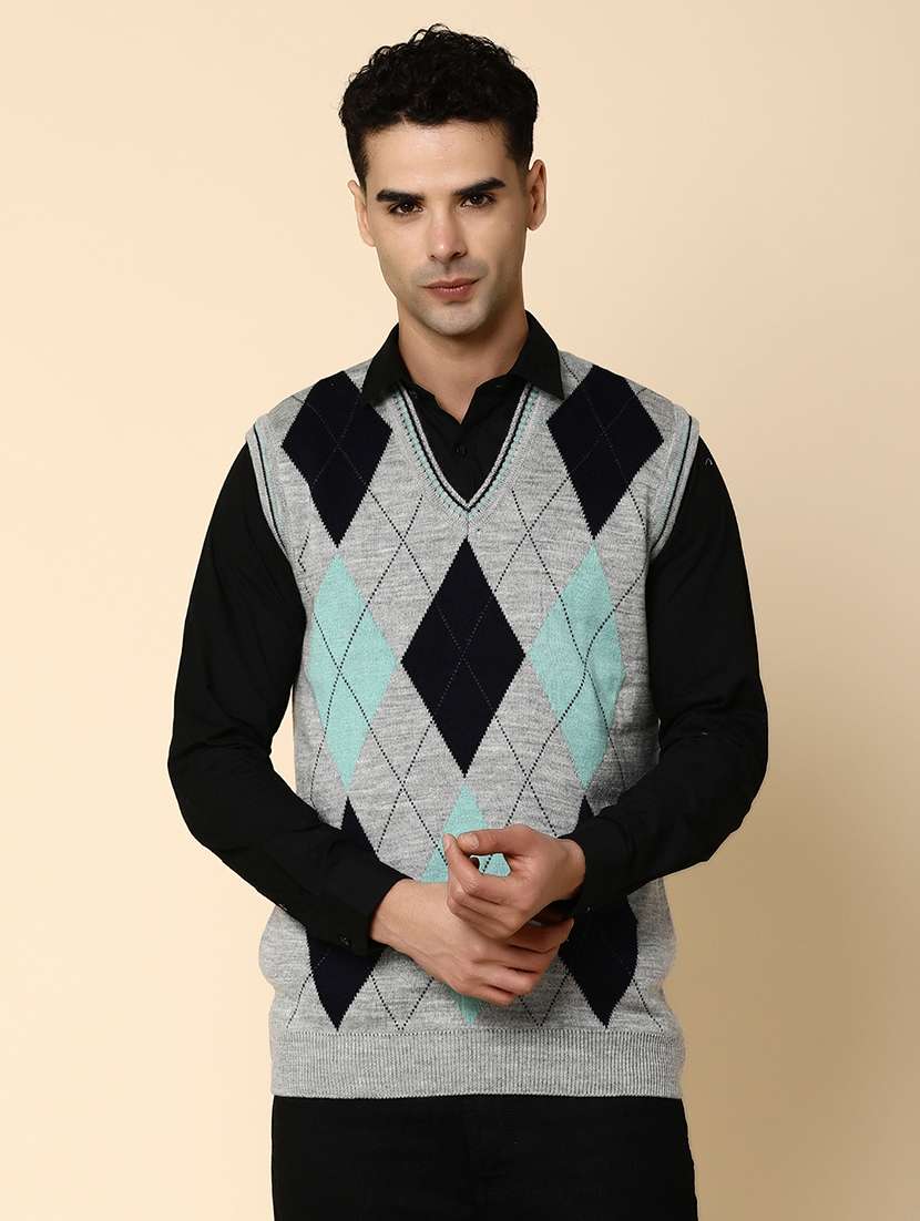 men v-neck geometric pullover - 20917554 -  Zoom Image - 0