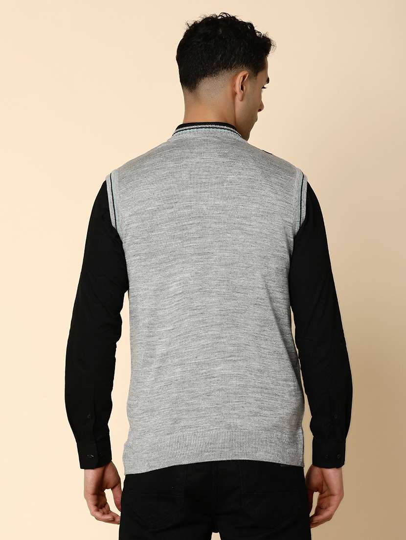 men v-neck geometric pullover - 20917554 -  Standard Image - 3