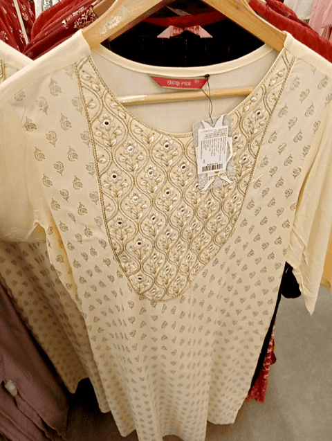 off white rayon kurta - 20918298 - Zoom Image - 0