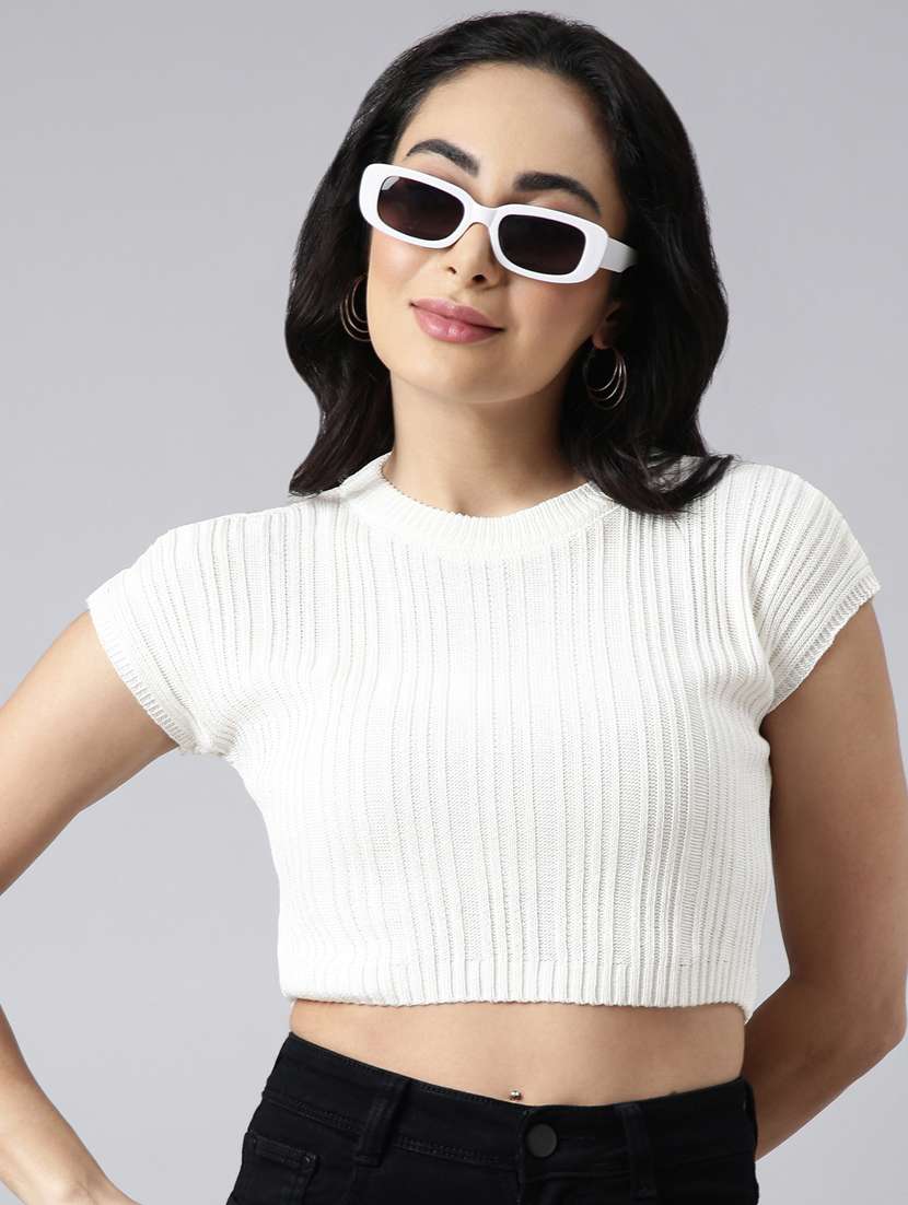 women self designed round neck crop top - 20928951 -  Standard Image - 3