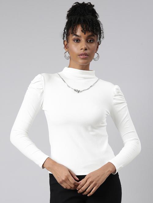 solid white detailed regular top - 20928963 - Standard Image - 0