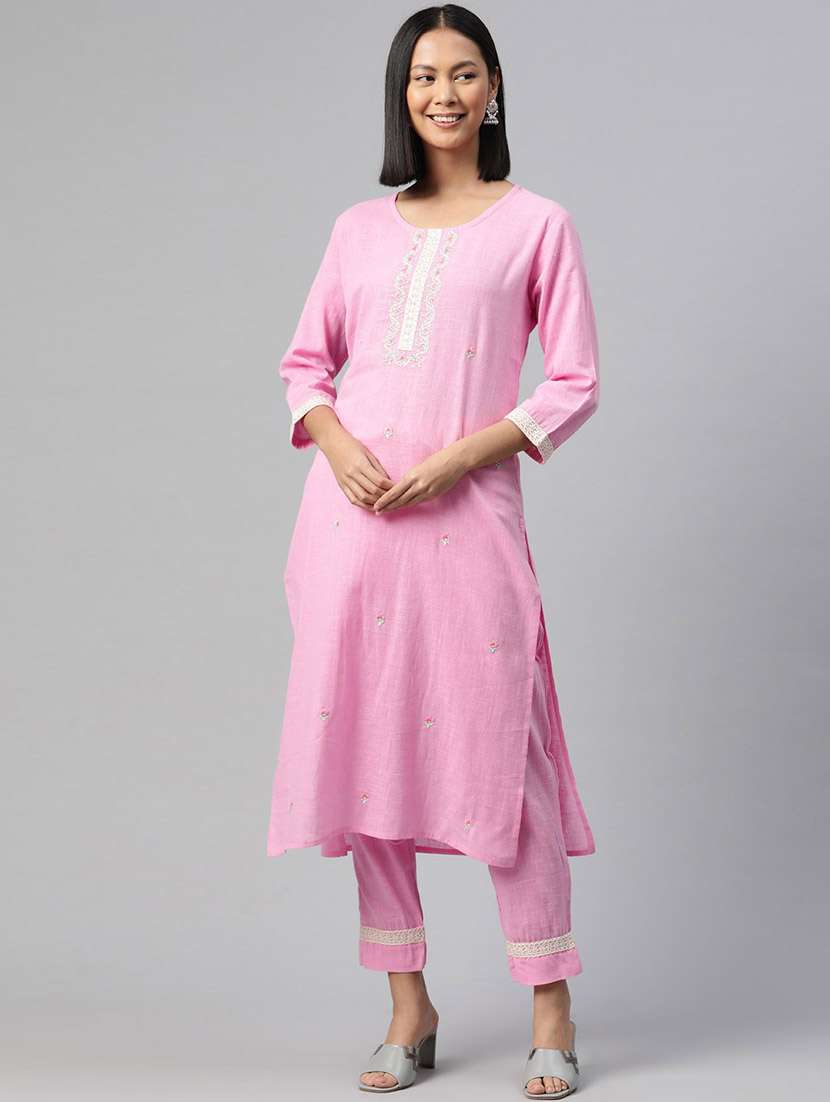 women three quarter sleeve kurta pant set - 20929103 -  Standard Image - 3
