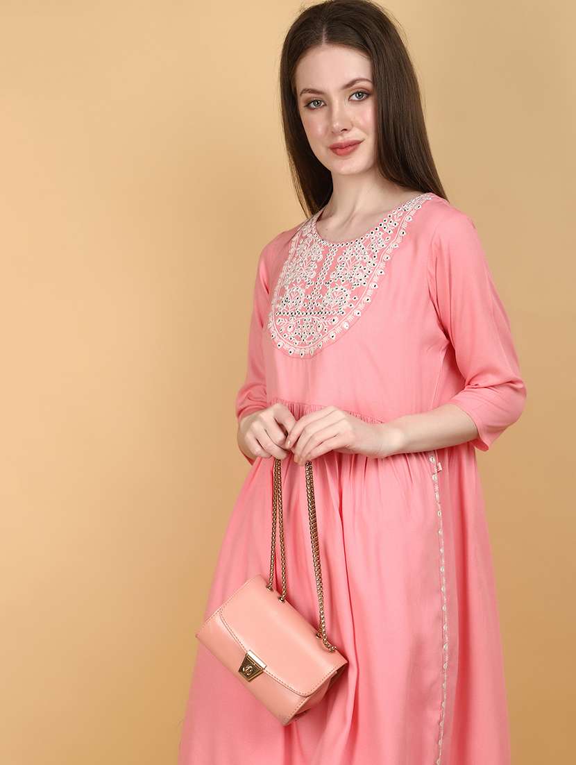 women pink embroidered detailed kurta pant set - 20929310 -  Standard Image - 3