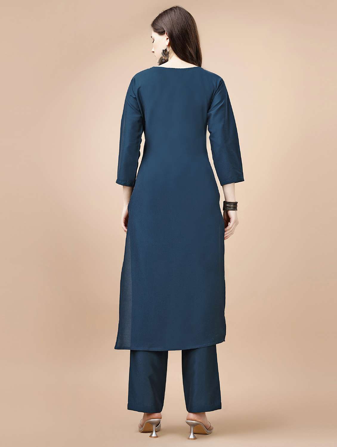 women teal solid v neck kurta pant set - 20929887 -  Standard Image - 3