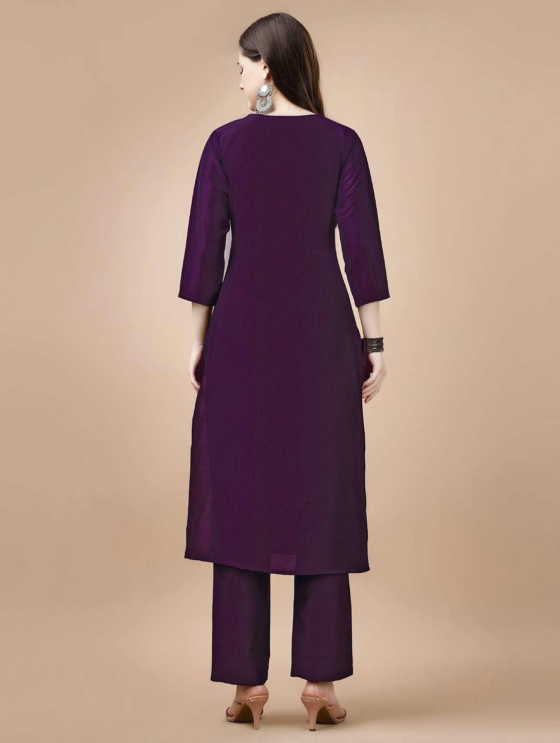 women purple solid v neck kurta pant set - 20929890 -  Standard Image - 3