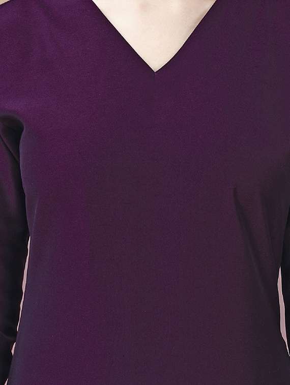 women purple solid v neck kurta pant set - 20929890 -  Standard Image - 5