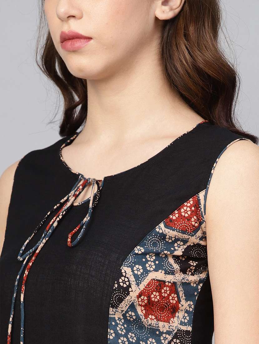 women placement print sleeveless a-line kurta - 20930860 - Standard Image - 3