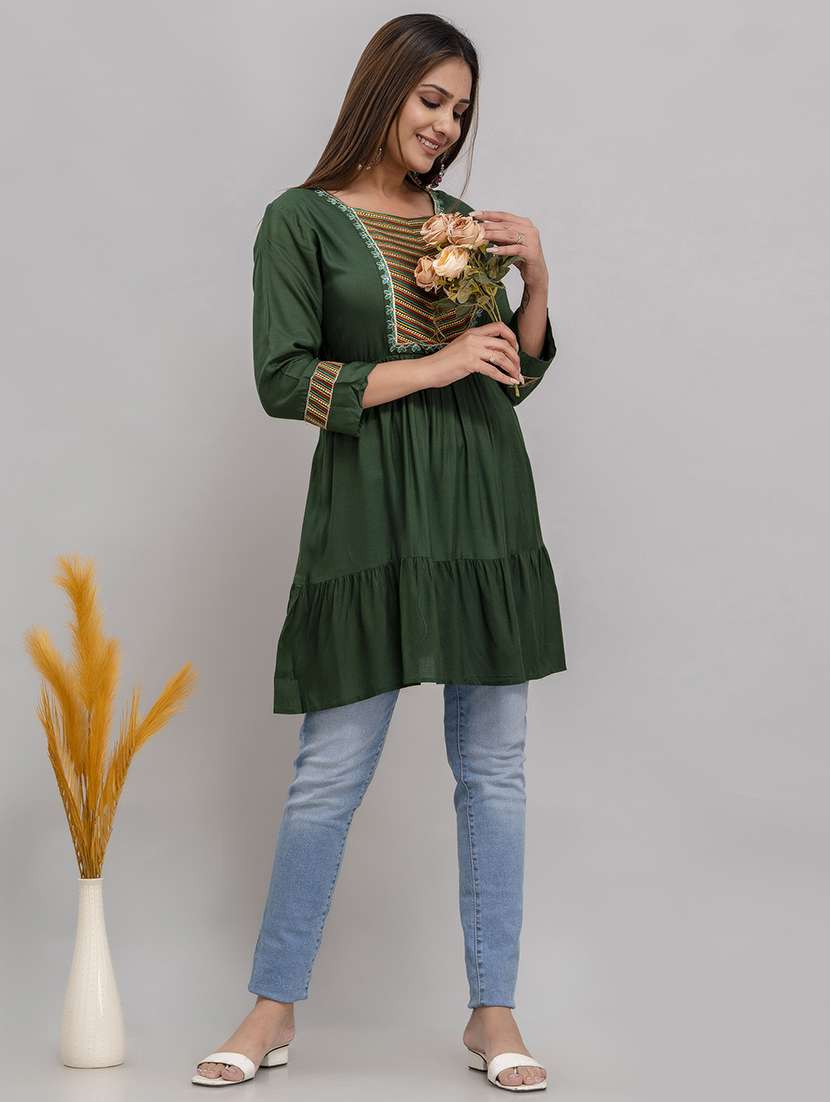 embroidered a-line tunic - 20931308 - Standard Image - 3